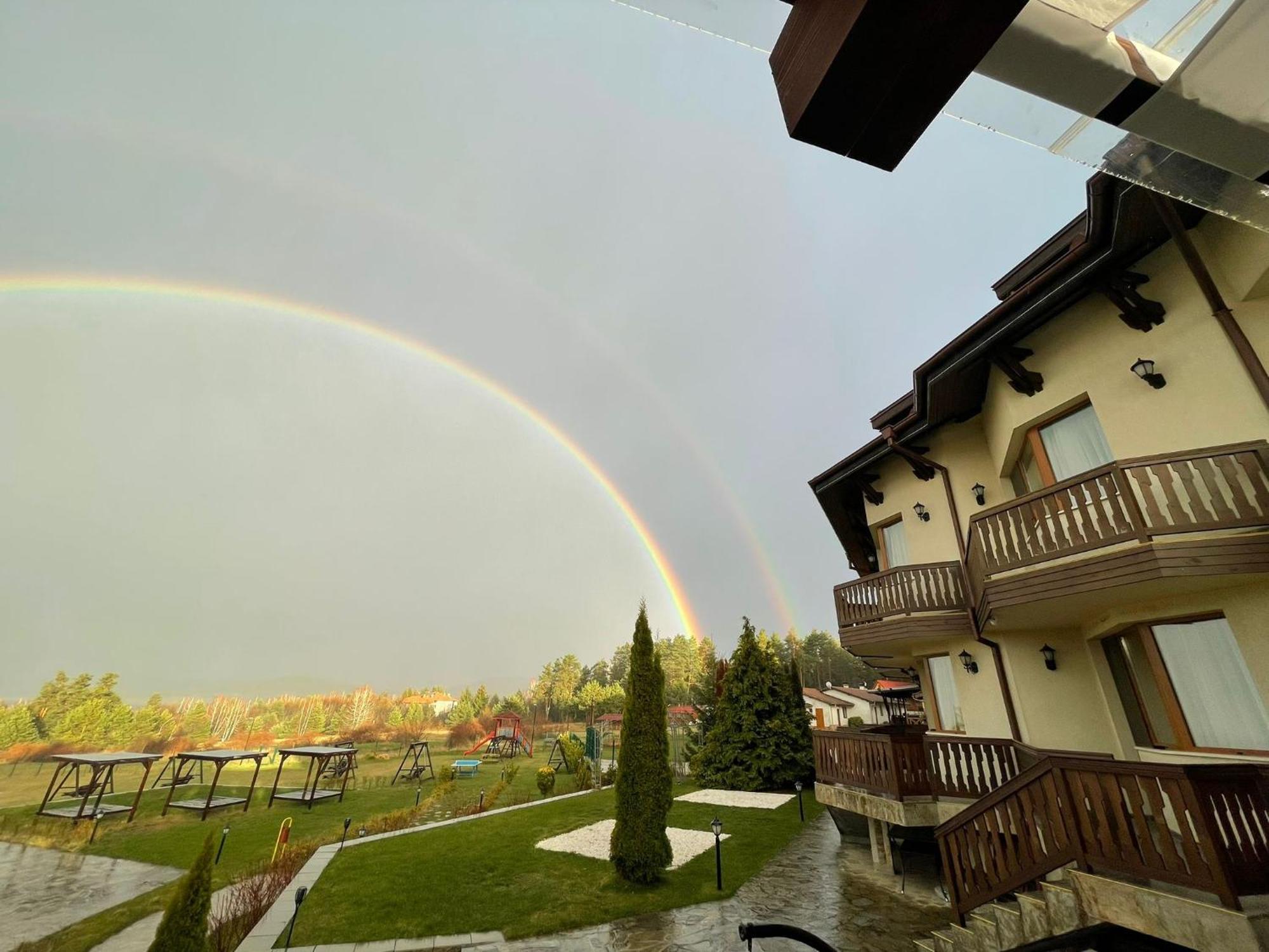Family Hotel Eterno Цигов-Чарк Экстерьер фото