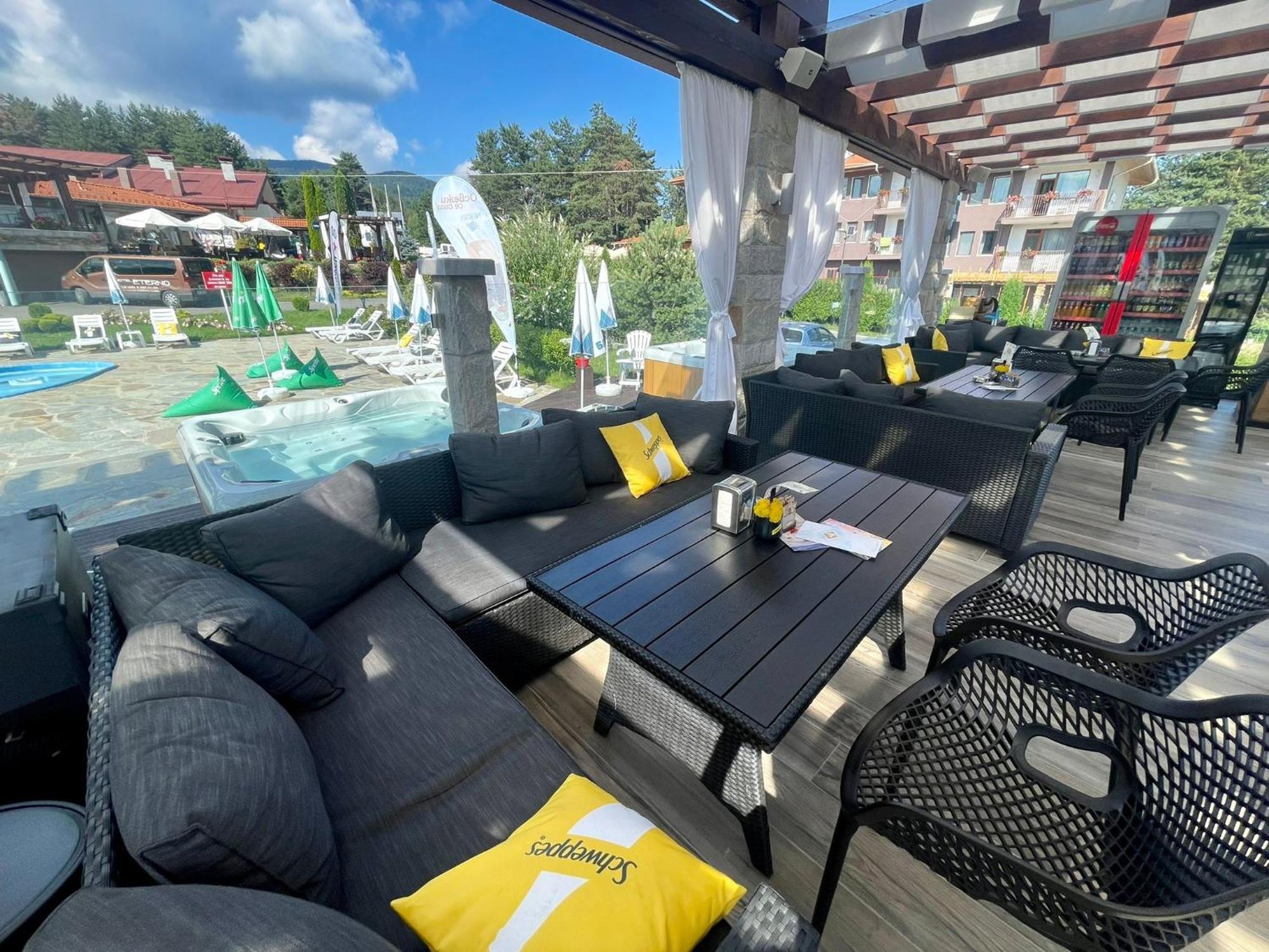Family Hotel Eterno Цигов-Чарк Экстерьер фото